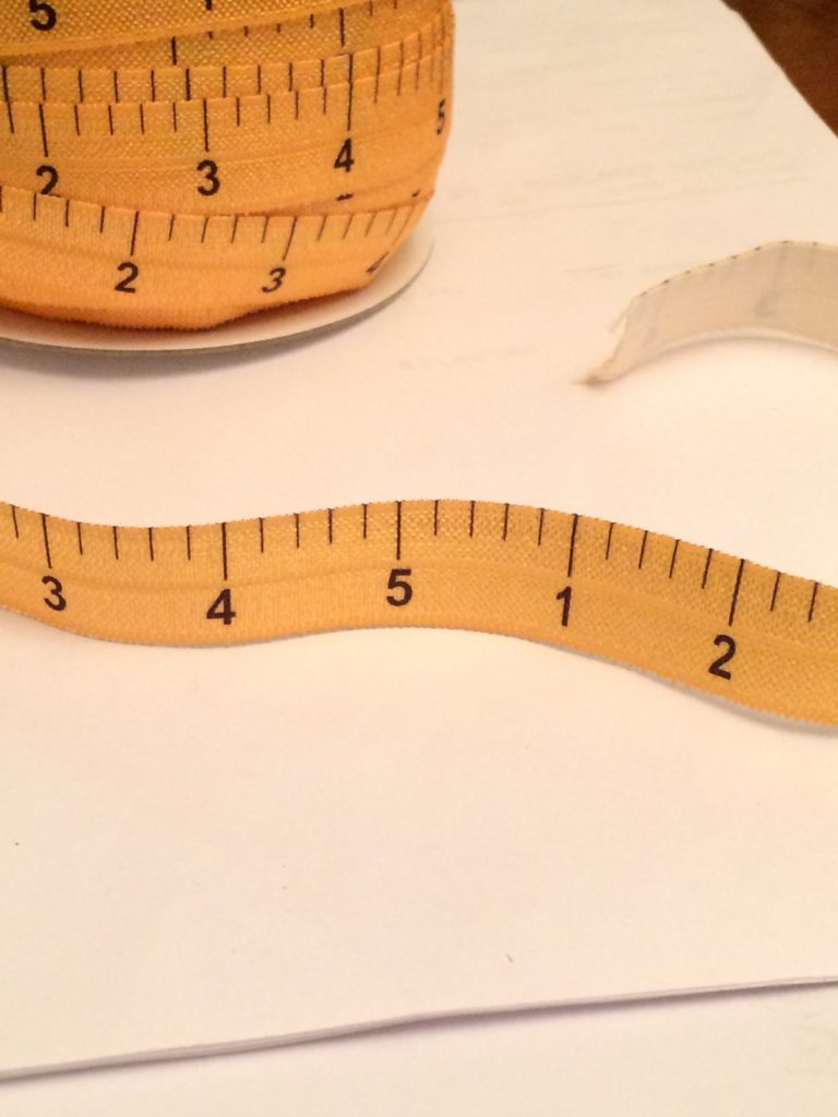 How to Measure Sewing Elastic